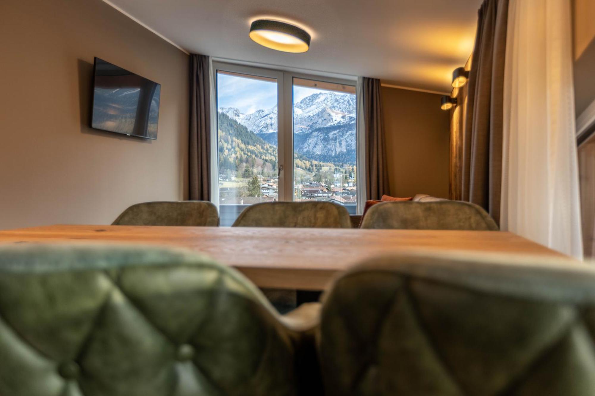 Zugspitz Residence Ehrwald Ruang foto