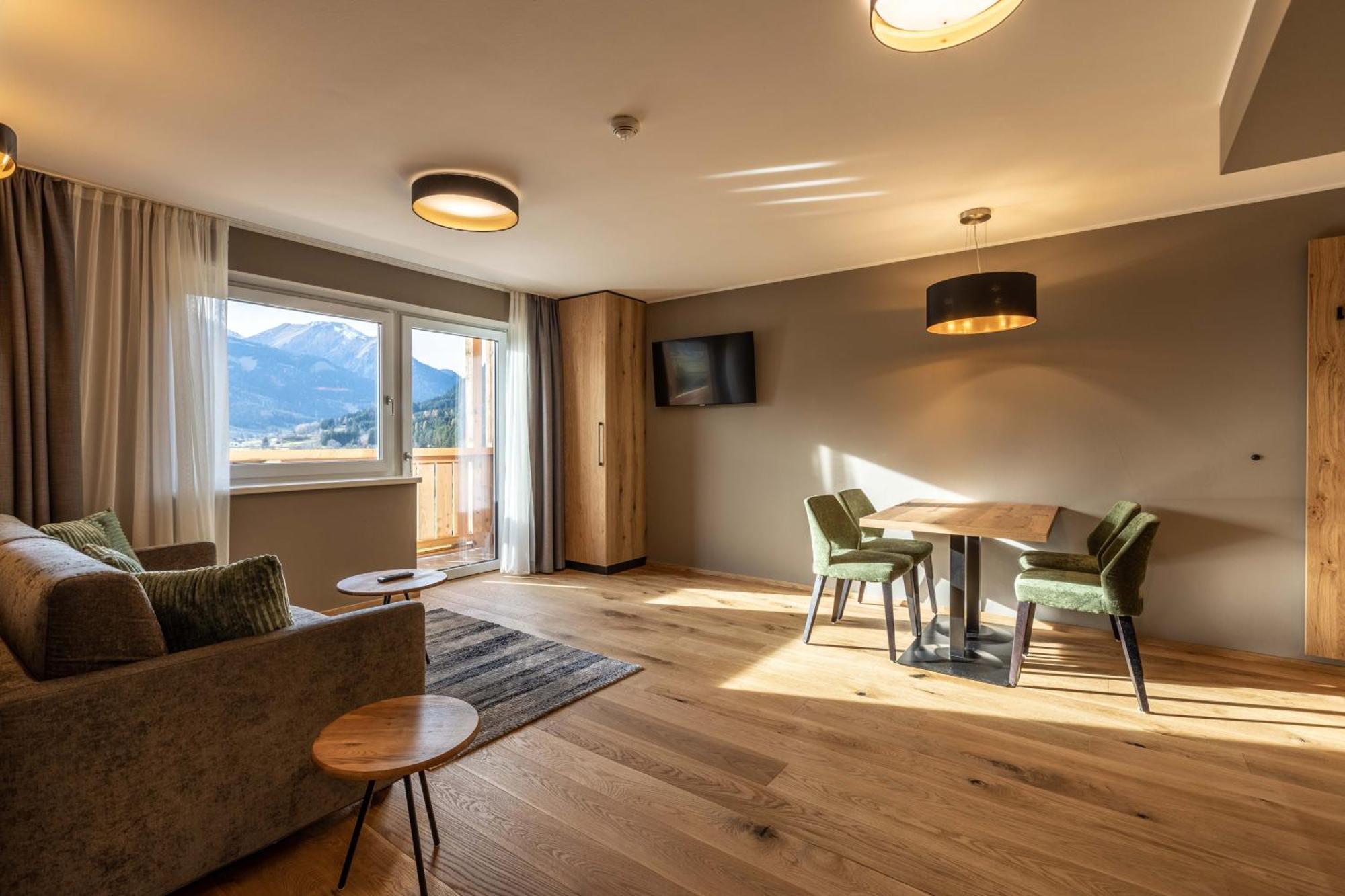 Zugspitz Residence Ehrwald Ruang foto