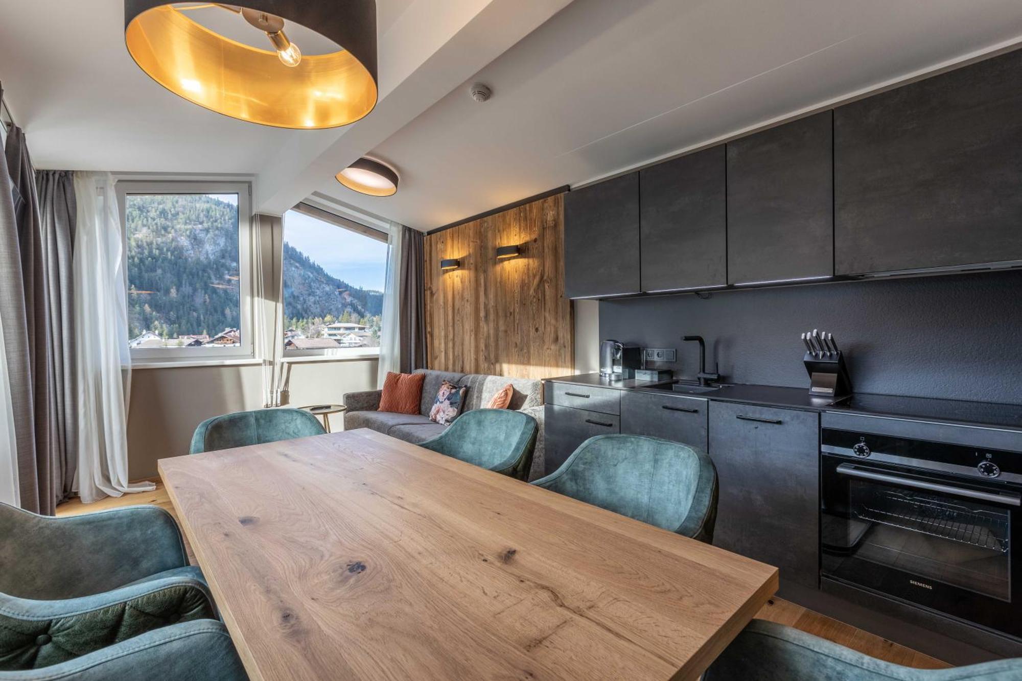 Zugspitz Residence Ehrwald Ruang foto